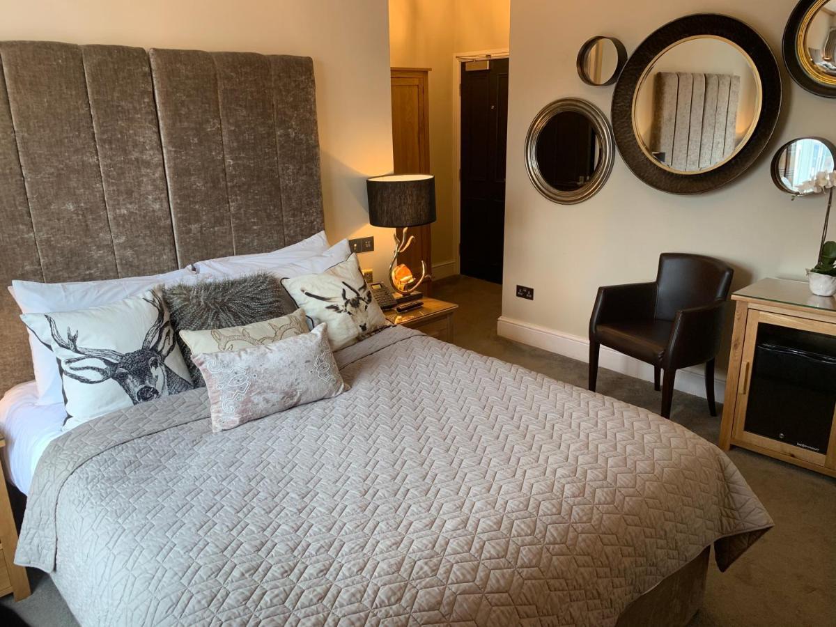 The Wheatsheaf Hotel, Sandbach Ngoại thất bức ảnh